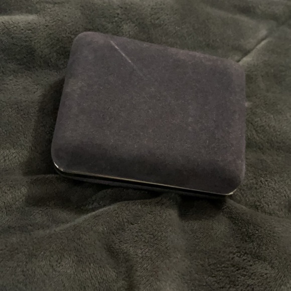 Meeting Street Gold Knot Cuff Links - Picture 4 of 5